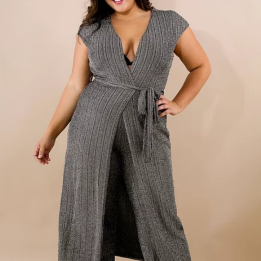 Clothing - Picture 3 of 3